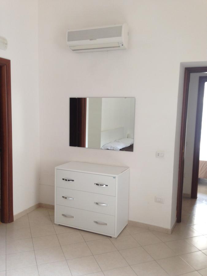 B&B La Conigliera Napoli Bagian luar foto
